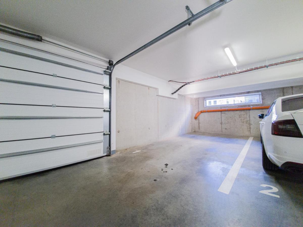 Apartmán Modern Flat With Large Terrace Hradec Králové Exteriér fotografie