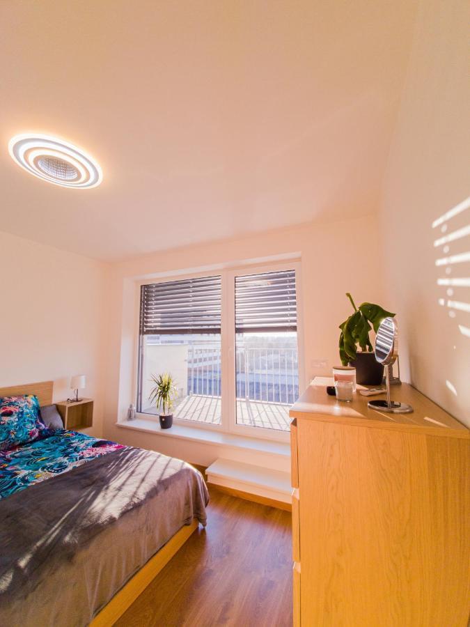 Apartmán Modern Flat With Large Terrace Hradec Králové Exteriér fotografie