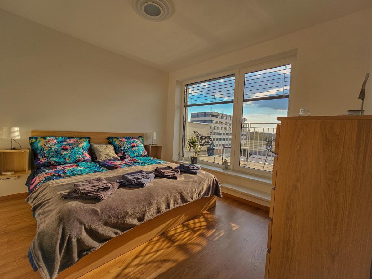 Apartmán Modern Flat With Large Terrace Hradec Králové Exteriér fotografie